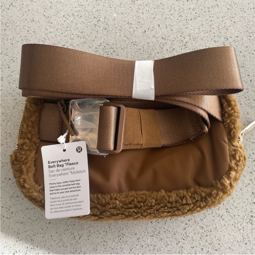 Lululemon Everywhere Belt Bag 1L *Fleece - Picture 11 of 11